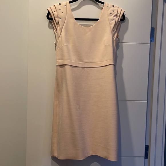 Maje midi dress in light pink with detailed shoulders- women’s dress - Picture 2 of 7